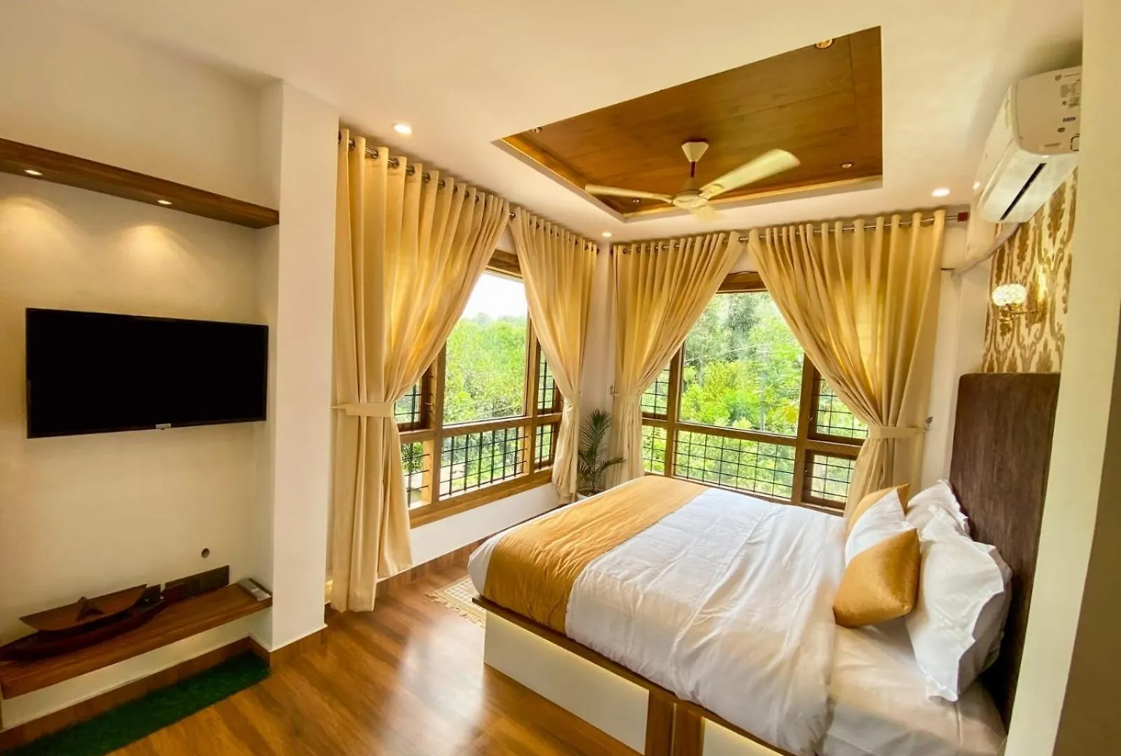 Galaxy International Inn Munnar 0*,