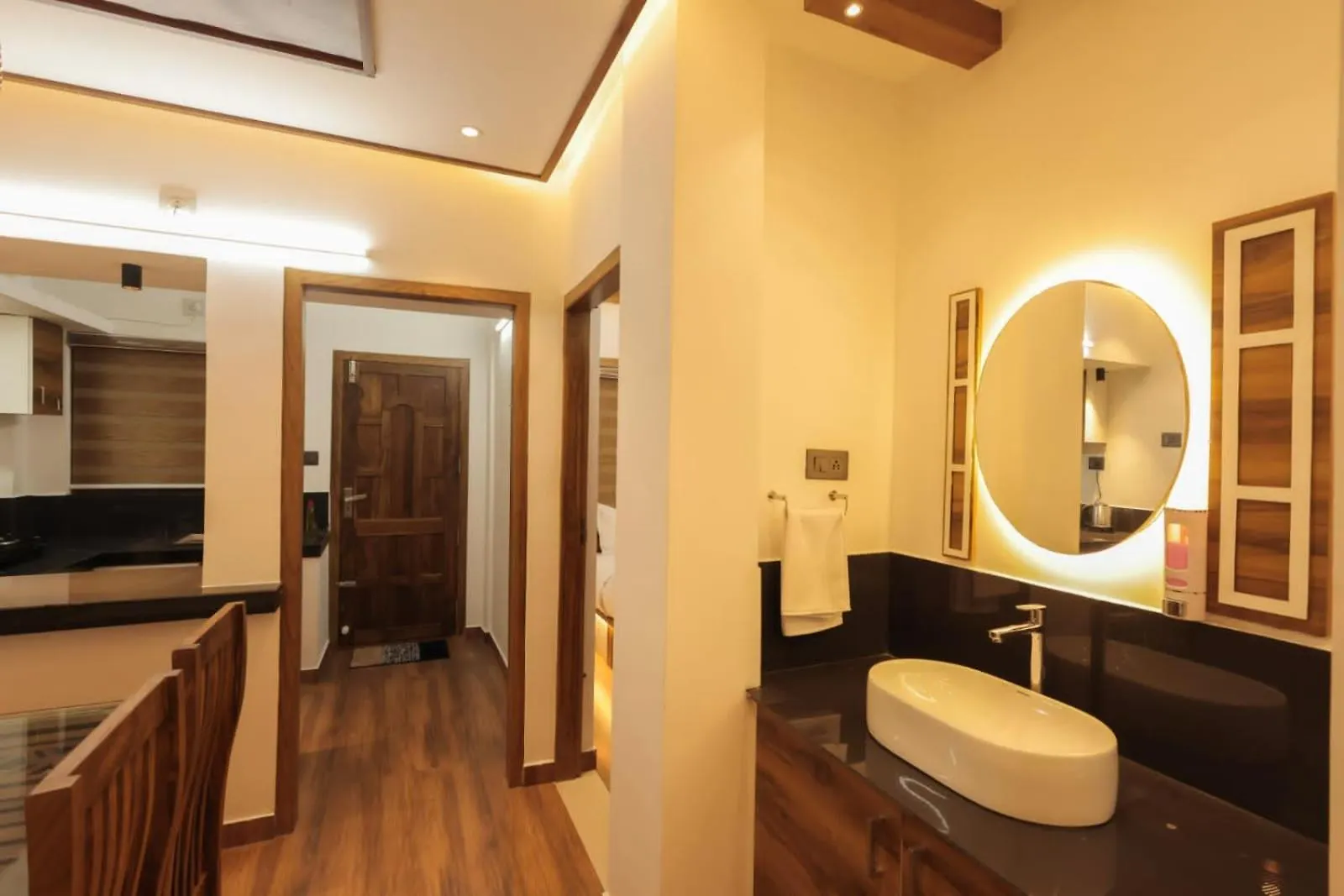 Hotel Galaxy International Inn Munnar India