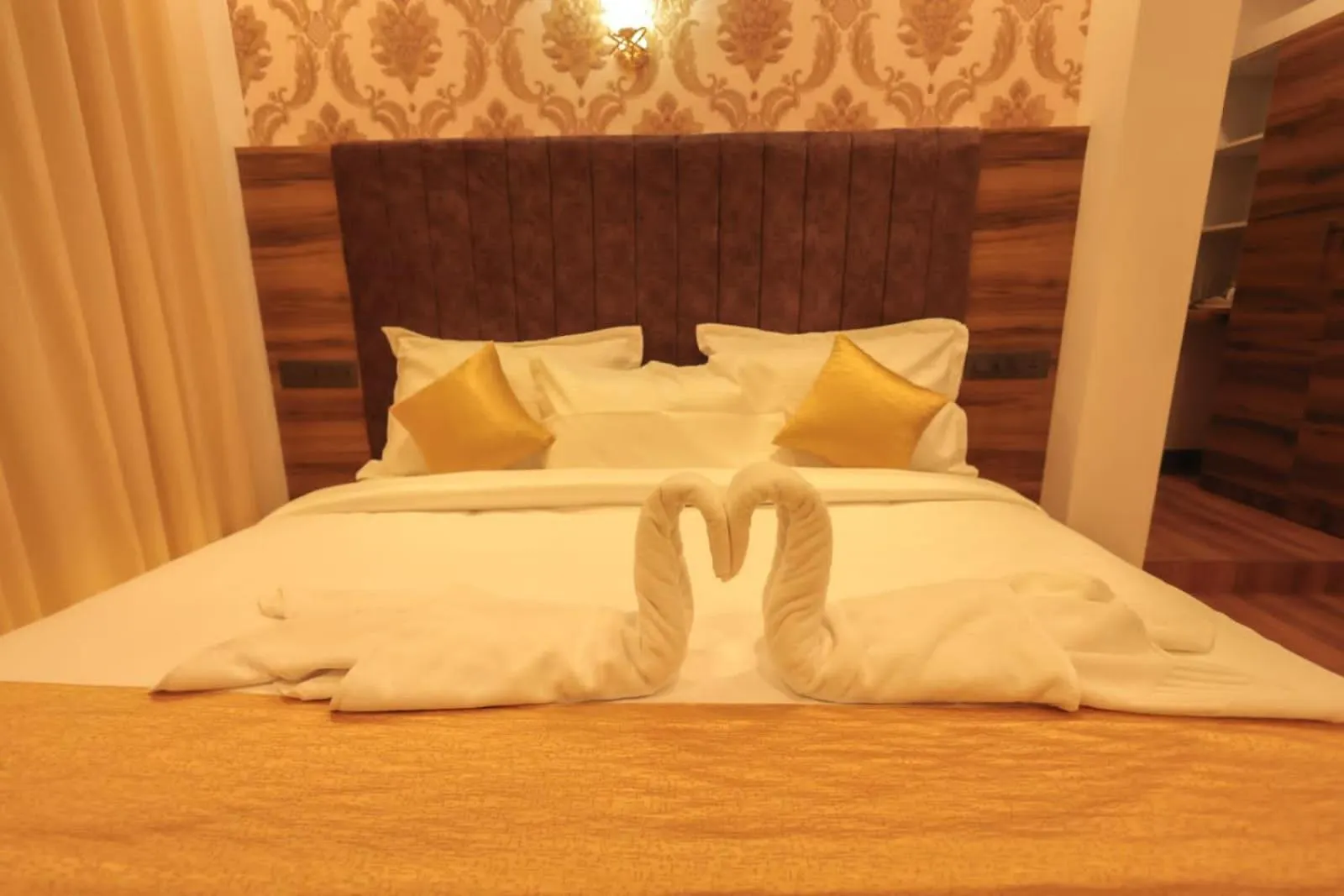 Hotel Galaxy International Inn Munnar India