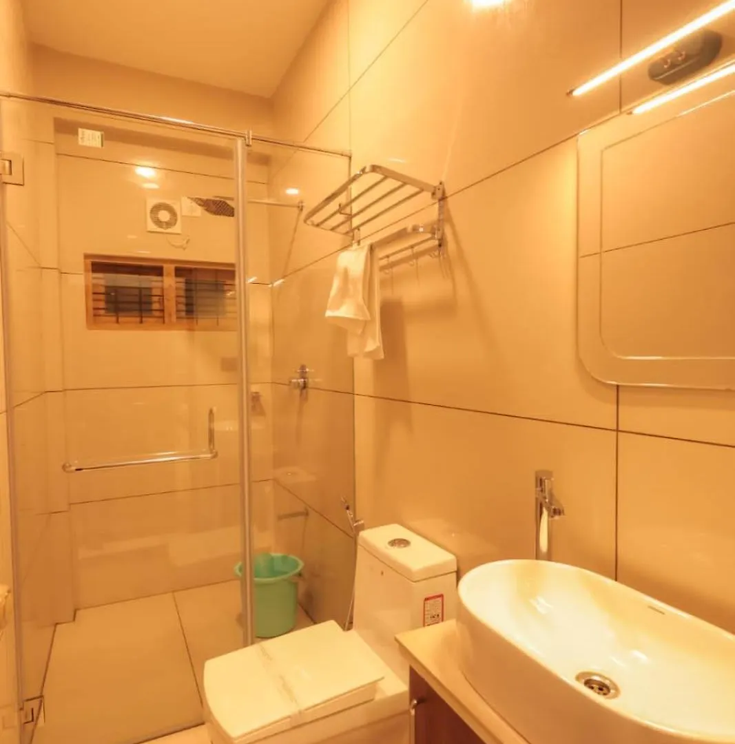 Galaxy International Inn Munnar 0*,