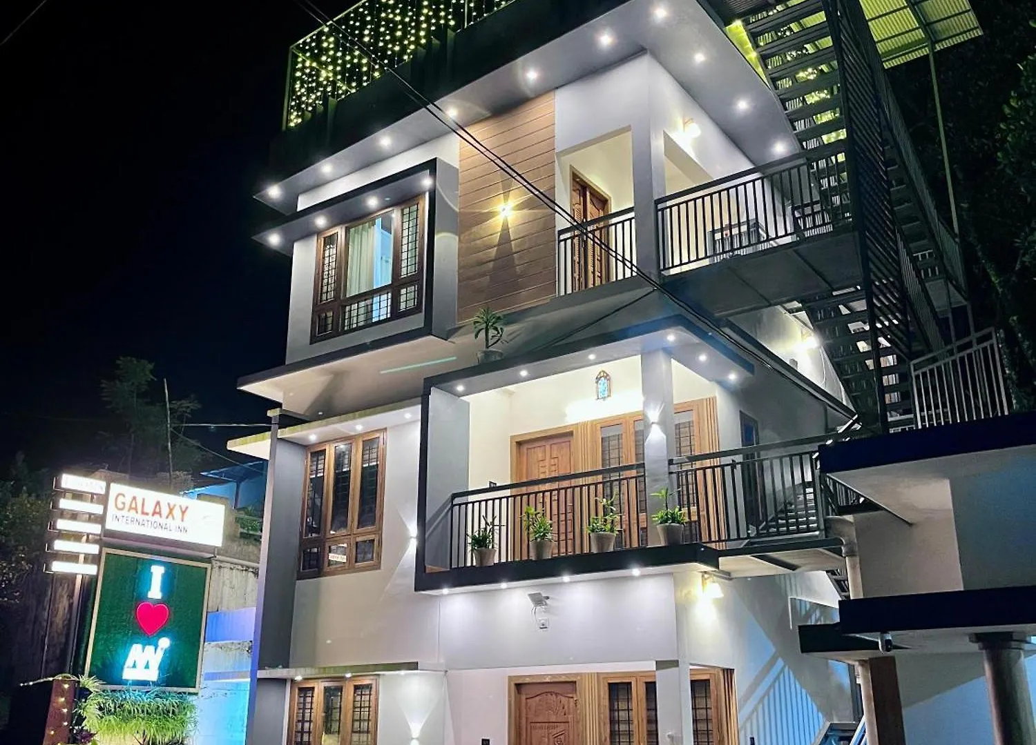 Galaxy International Inn Munnar Hotel